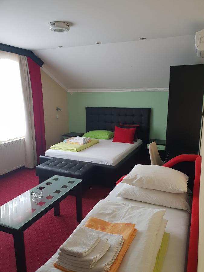 Motel Villa Aroma Ораше Екстер'єр фото