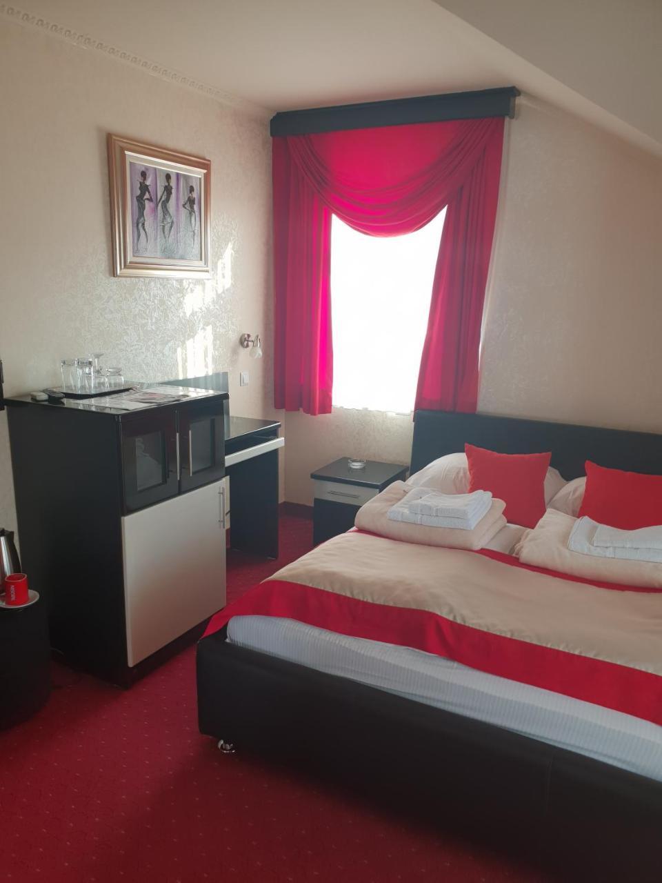 Motel Villa Aroma Ораше Екстер'єр фото