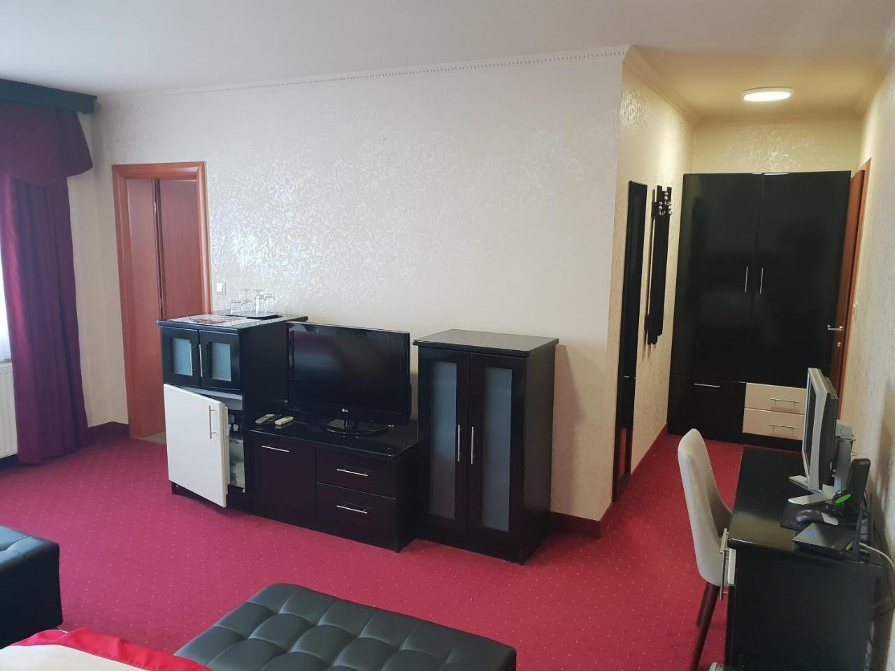 Motel Villa Aroma Ораше Екстер'єр фото