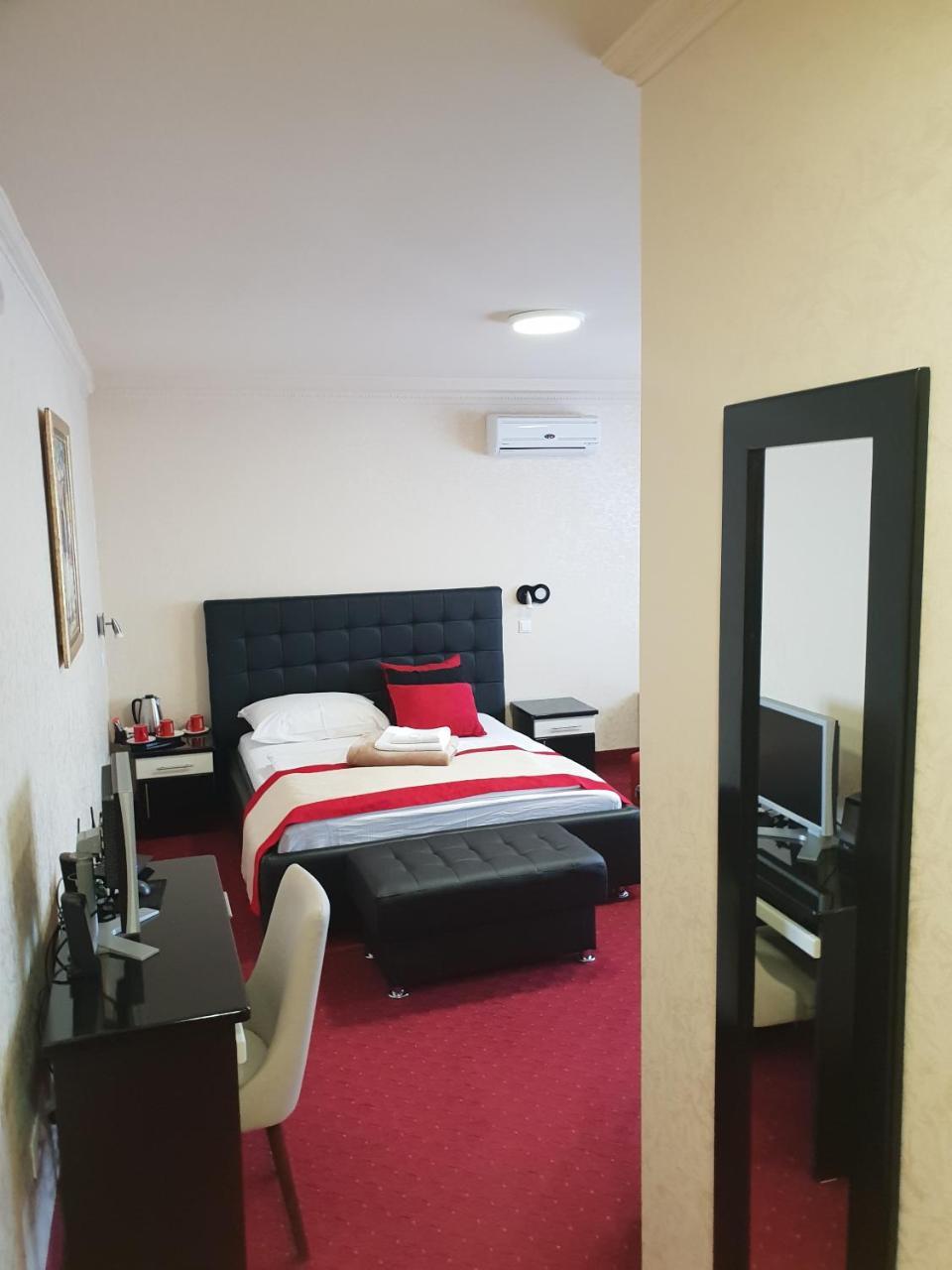 Motel Villa Aroma Ораше Екстер'єр фото