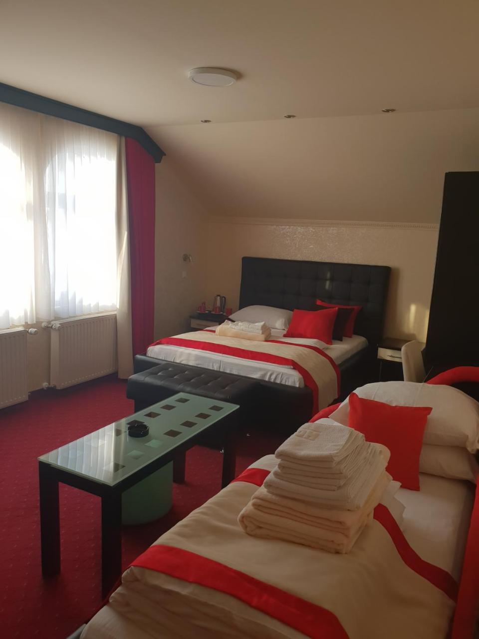 Motel Villa Aroma Ораше Екстер'єр фото