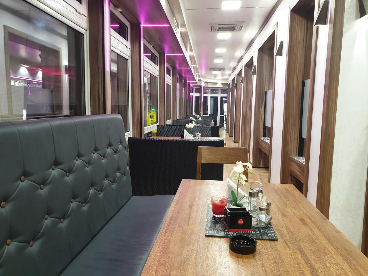 Motel Villa Aroma Ораше Екстер'єр фото